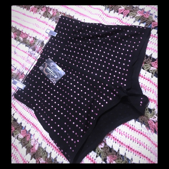 Sold Out DollsKill Shorts witt ringtones. - Picture 1 of 4